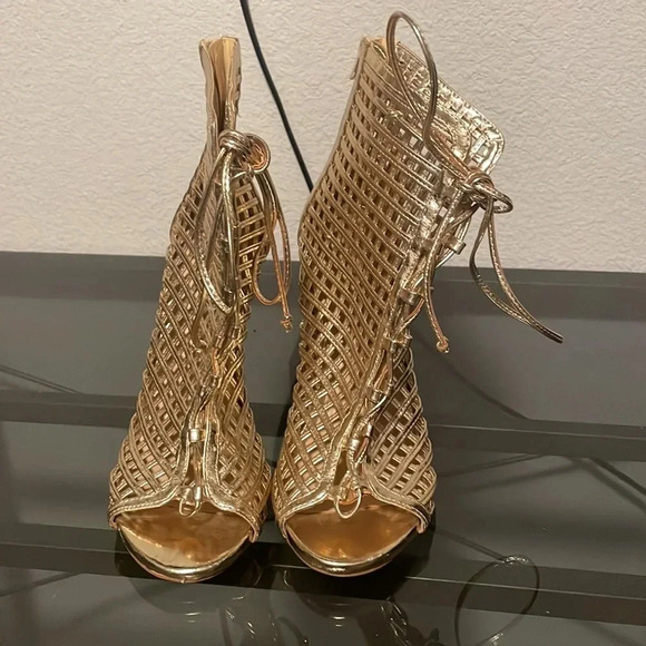Shoe‎ Dazzle Gold Lace Up Heels Size 9.5 - Picture 2 of 7